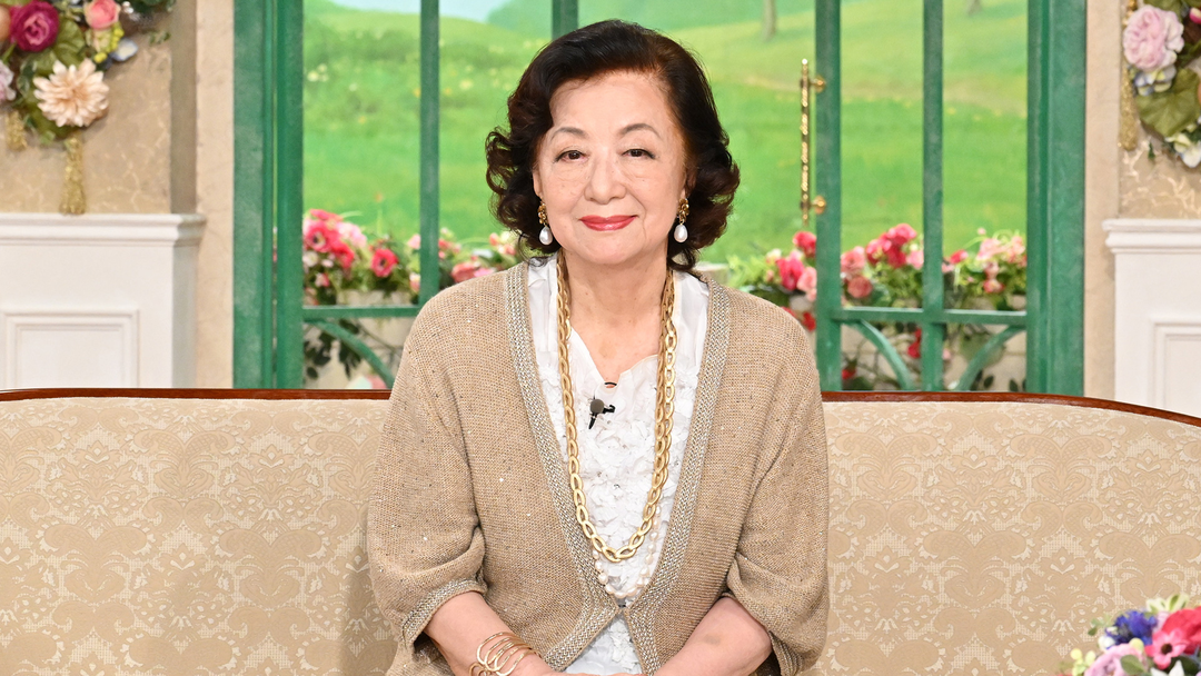 小山明子