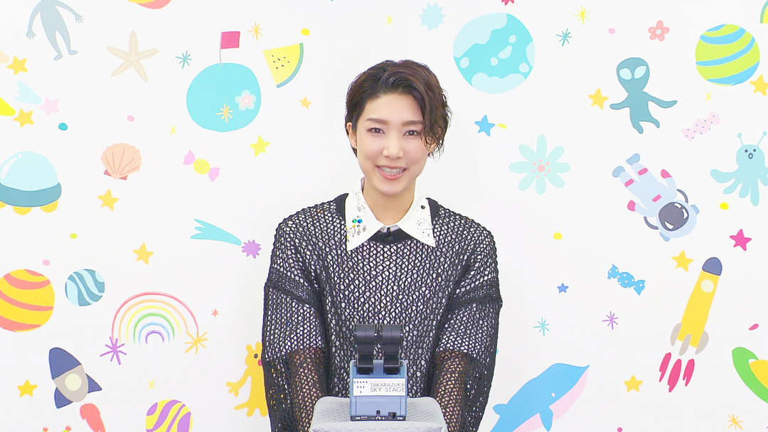 宝塚歌劇】TAKARAZUKA NEWS Pick Up「タイムマシンにのって！？ 天華